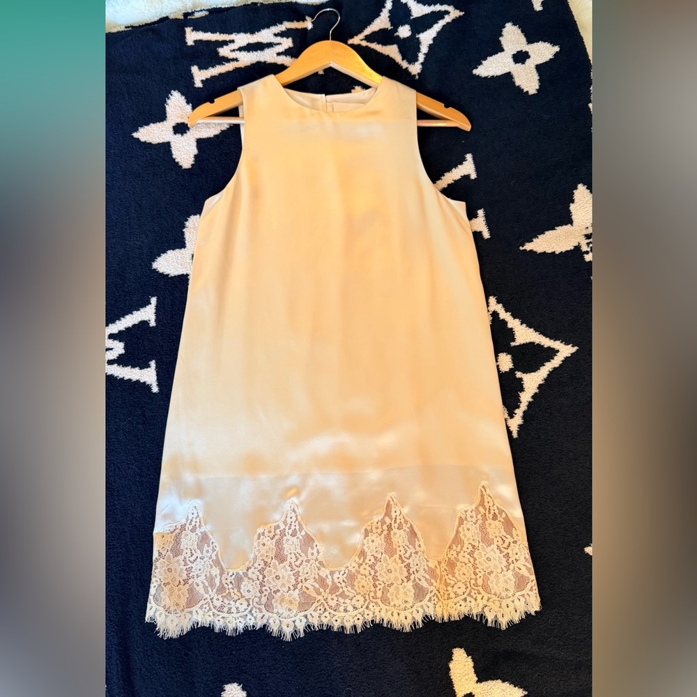 Reformation Jessalyn Silk Dress In Almond, NWOT, NEVER WORN, NO FLAWS. - Picture 6 of 16